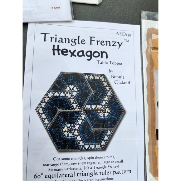 Quilts Sewing Pattern Home Decor Lot Tissue Toppers Potholder Table Runner - Picture 8 of 16